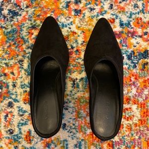 Black suede Vince mules